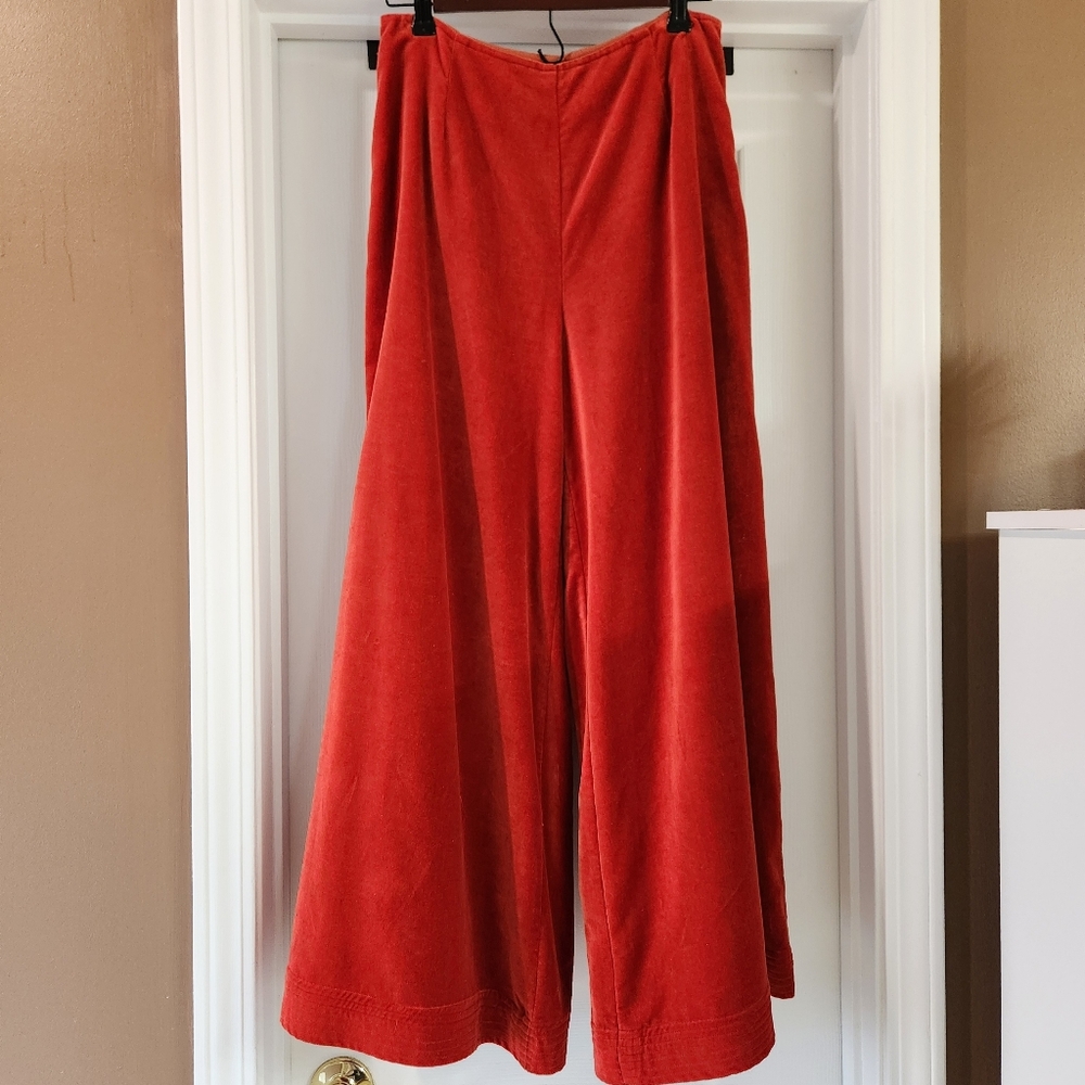 Margo Boutique High Rise Wide Leg Velvet Brick Red Pant Size Small